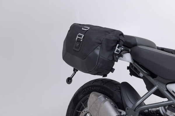 SW MOTECH / SWモテック Legend Gear (レジェンドギア) サイドバッグシステム LC ブラックエディション Royal Enfield Himalayan (23-). | BC.HTA.41.620.20100
