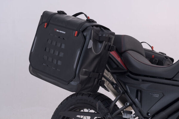 SW Motech SysBag WP L/L system. Voge 650 DS/X (22-). | BC.SYS.02.049.21000/B