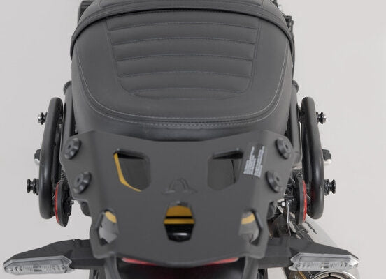 SWモテック / SW-Motech SysBag (シスバッグ) シスバッグ WP M/S システム Kawasaki Z900RS/ Cafe/ SE (17-) 50th Anni. (22-). | BC.SYS.08.891.31101/B