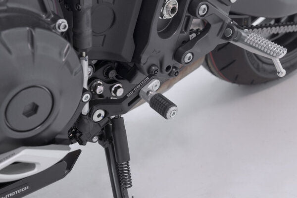 SWモテック / SW-Motech ギアレバー & ブレーキペダルセット Yamaha MT 09 (20-). | FBL.06.851.20000