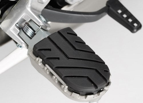 SW-MOTECH / SWモテック ION フットレストキット | FRS.01.011.10401/S