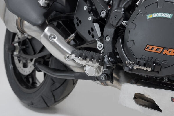 SW-MOTECH / SWモテック EVO footrest kit | FRS.04.112.10200