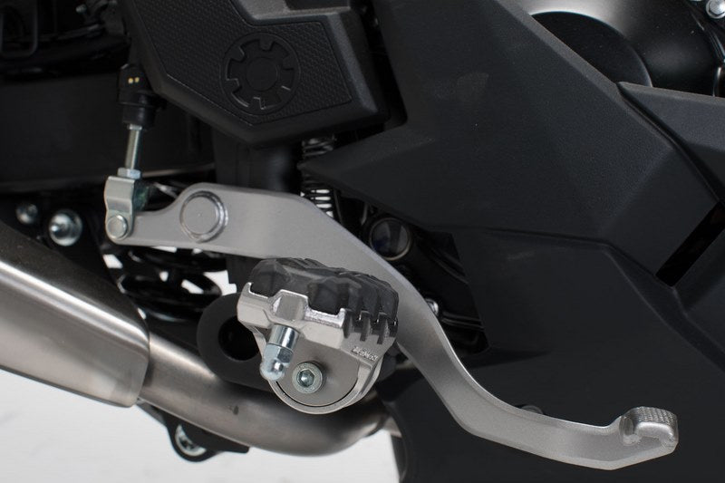 SW-MOTECH / SWモテック EVO フットレストキット Kawasaki Versys 1000 (11-)/ 650 (14-)/ X 300 (16-) | FRS.08.112.10102