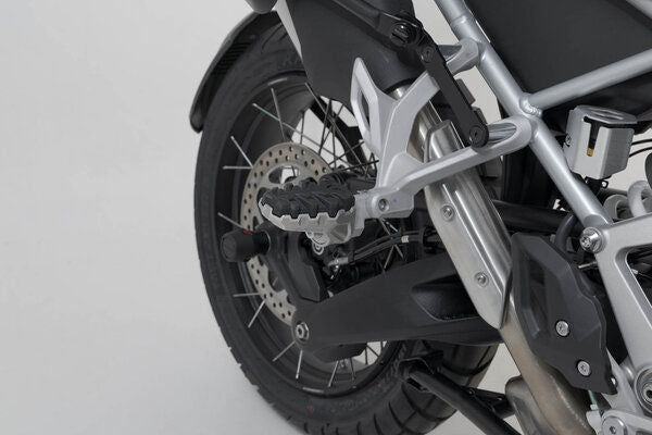 SW-MOTECH / SWモテック EVO passenger footrest kit | FRS.11.112.10700