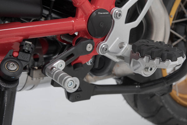 SW-MOTECH / SWモテック Gear lever. BMW R nineT (14-) / Scrambler Pure GS (16-). | FSC.07.512.10001