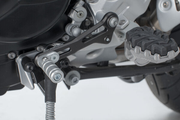 SW-MOTECH / SWモテック Gear lever. BMW F 800 R (09-19) / F 800 GT (11-19). | FSC.07.667.10001