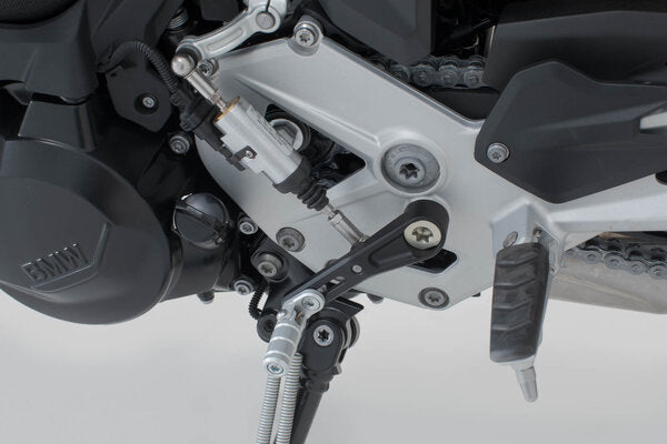 SW-MOTECH / SWモテック Gear lever. BMW F 900 R (19-). | FSC.07.945.10001