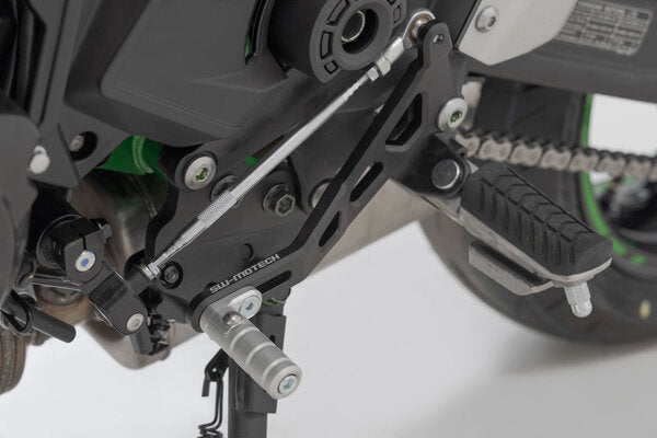 SW-MOTECH / SWモテック Gear lever. Kawasaki Z650 (16-19) / Z650RS (21-). | FSC.08.866.10001