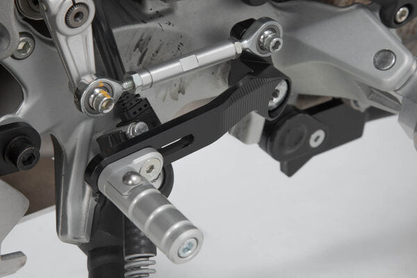SW-MOTECH / SWモテック Gear lever. Ducati Multistrada V4 (20-). | FSC.22.822.10001
