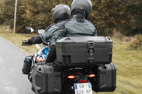 SW MOTECH / SWモテック DUSC XL トップケース ブラック 55 l. ABS. | HSK.00.745.12000/B