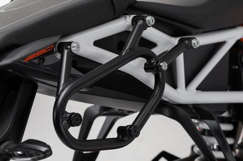SWモテック / SW-MOTECH SLC サイドキャリア 左側 KTM 1290 Super Duke R (16-) | HTA.04.881.10000