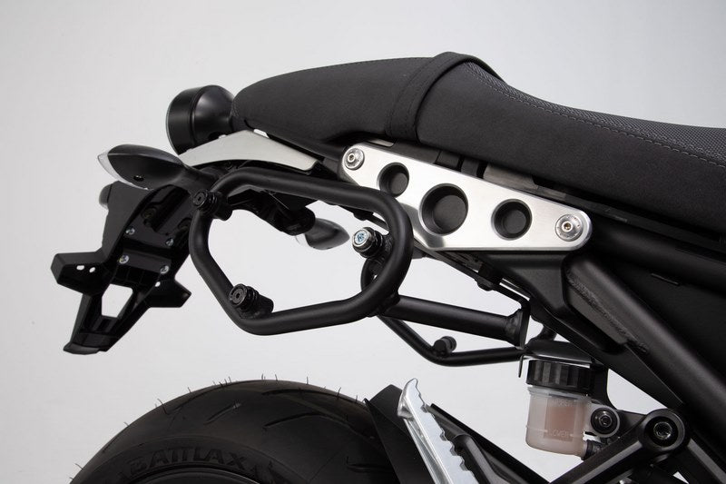 SW-MOTECH / SWモテック SLC サイドキャリア 左側 ブラックYamaha XSR900 (15-) / Abarth (17-). | HTA.06.599.100