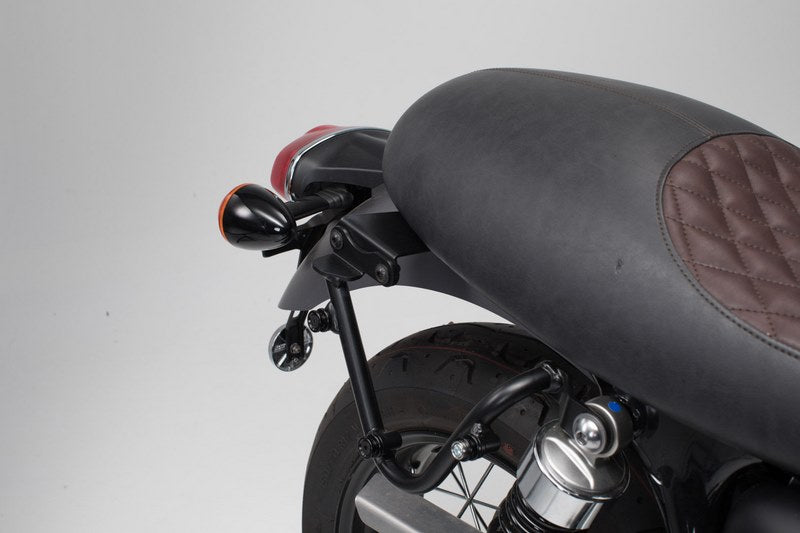 SW-MOTECH / SWモテック アダプター SLC サイドキャリア 右側 Bonneville T100/120 (16-) w/o pass. grab rail. | HTA.11.743.
