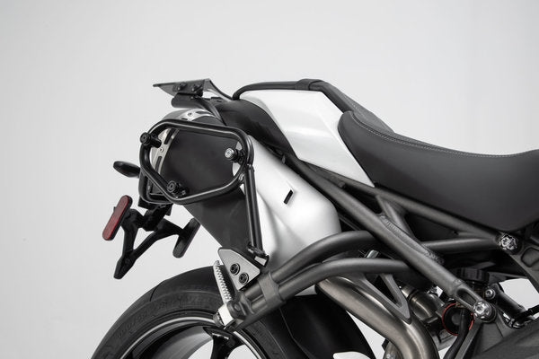SW-MOTECH / SWモテック SLC サイドキャリア set. Triumph Speed Triple 1050 (18-). | HTA.11.901.12000