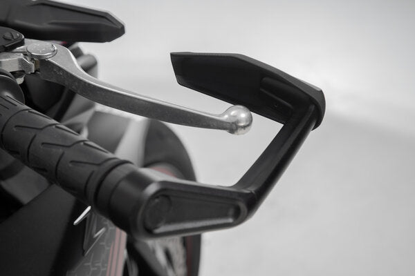 SW MOTECH / SWモテック レバーガード ウインドプロテクション付 ブラック Kawasaki models Yamaha MT-09 (23-). | LVG.08.868.11001/B
