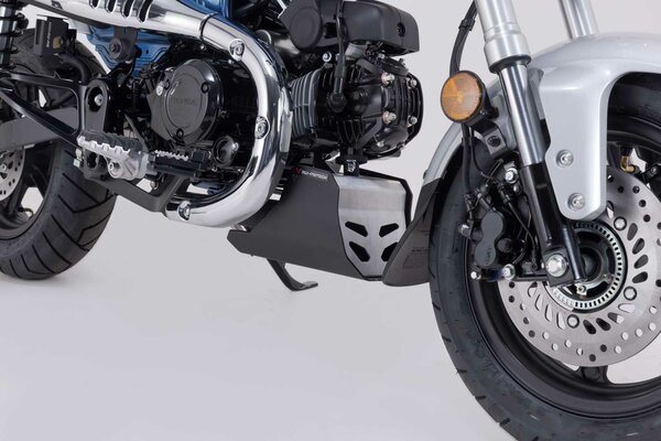 SW MOTECH / SWモテック エンジンガード ブラック/シルバー Honda Dax 125 (22-). | MSS.01.203.10000