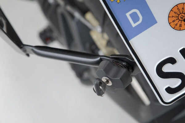 SW Motech Anti-theft protection for PRO carrier. QUICK-LOCK function. 2 matching locks 2 keys. | QLS.00.095.10001/B