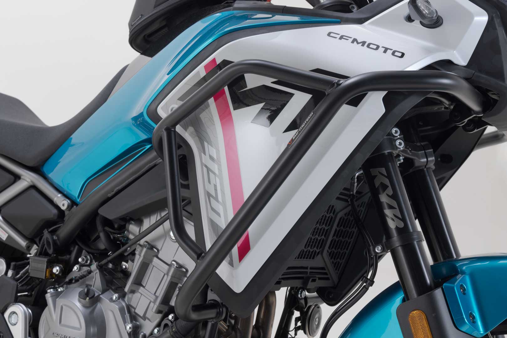 SW MOTECH / SWモテック クラッシュバー ブラック CFMoto 450MT (23-). | SBL.10.625.10000/B