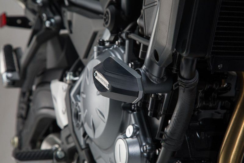SWモテック / SW-MOTECH フレームスライダーセット - ブラック - Kawasaki Z650 (16-). | STP.08.590.11300/B