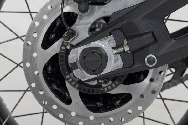 SW-MOTECH / SWモテック Slider set for rear axle | STP.22.176.10302/B