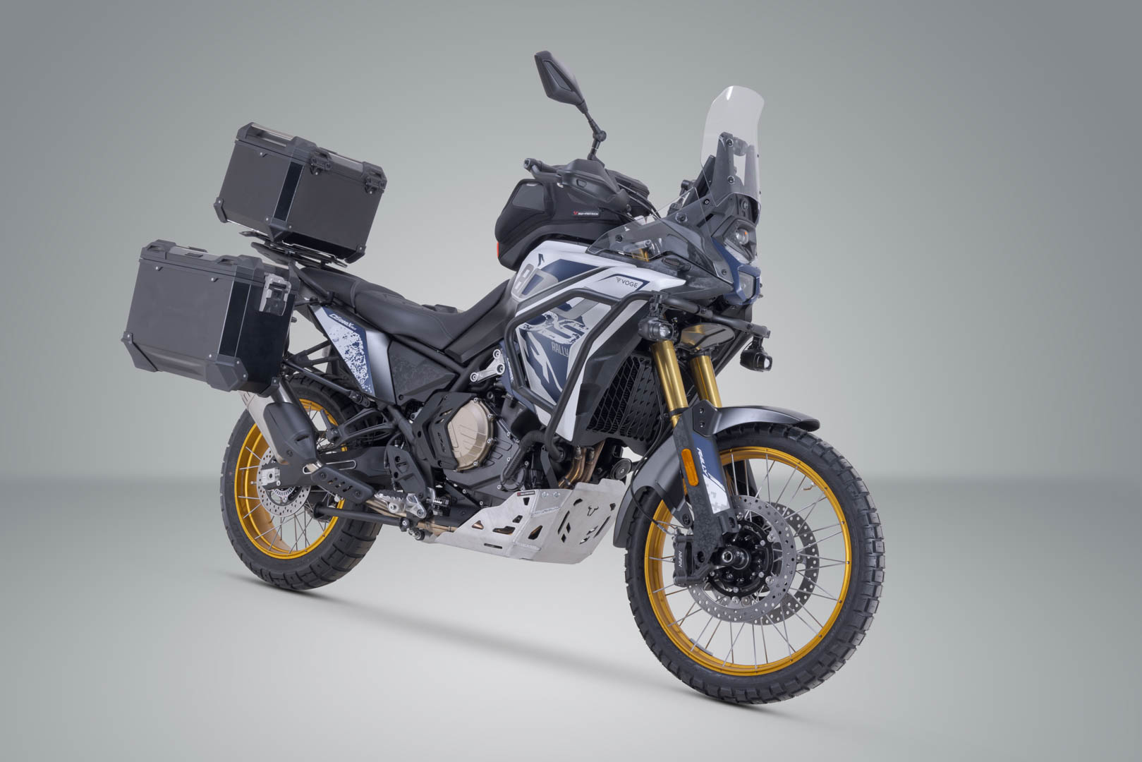 SW-MOTECH / SWモテック アドベンチャーツーリングセット TRAX ADV ブラック。Voge DS800X Rally (25-)。 | ADV.02.072.75000/B