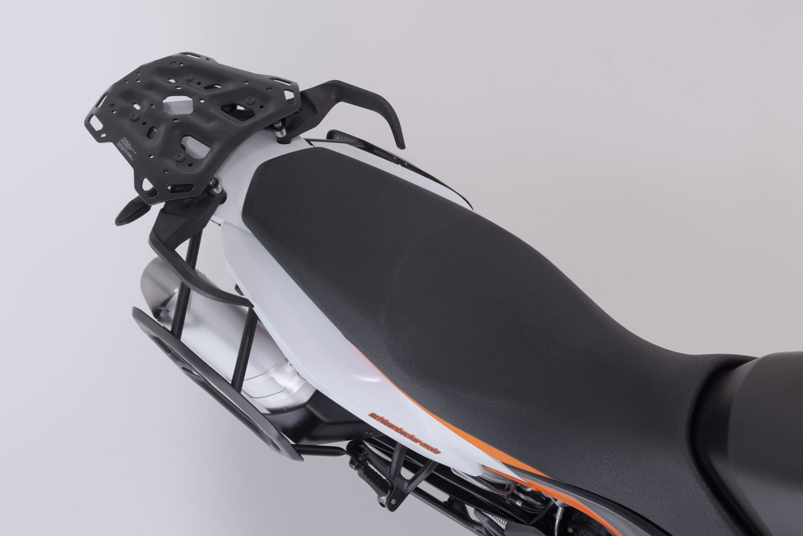 SW-MOTECH / SWモテック アドベンチャーツーリングセット DUSC(トップケース XL ブラック付き)。KTM 790 Adventure、890 Adventure、890 SM T。 | ADV.04.521.66000/B
