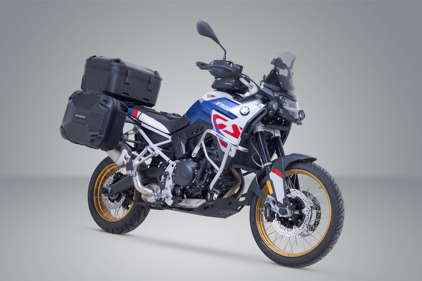 SW-MOTECH / SWモテック アドベンチャーツーリングセット DUSC(トップケース XL ブラック付き)。BMW F 850 GS/900 GS Adv. 用。ステンレス製キャリア用。 | ADV.07.897.66200/B