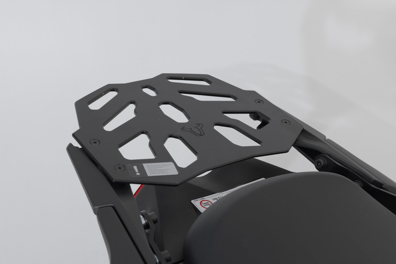 SW-MOTECH / SWモテック トップケース付きアドベンチャーツーリングセット DUSC(ブラック)。Kawasaki バーシス 1000(18-)/1100(24-)。 | ADV.08.922.65000/B