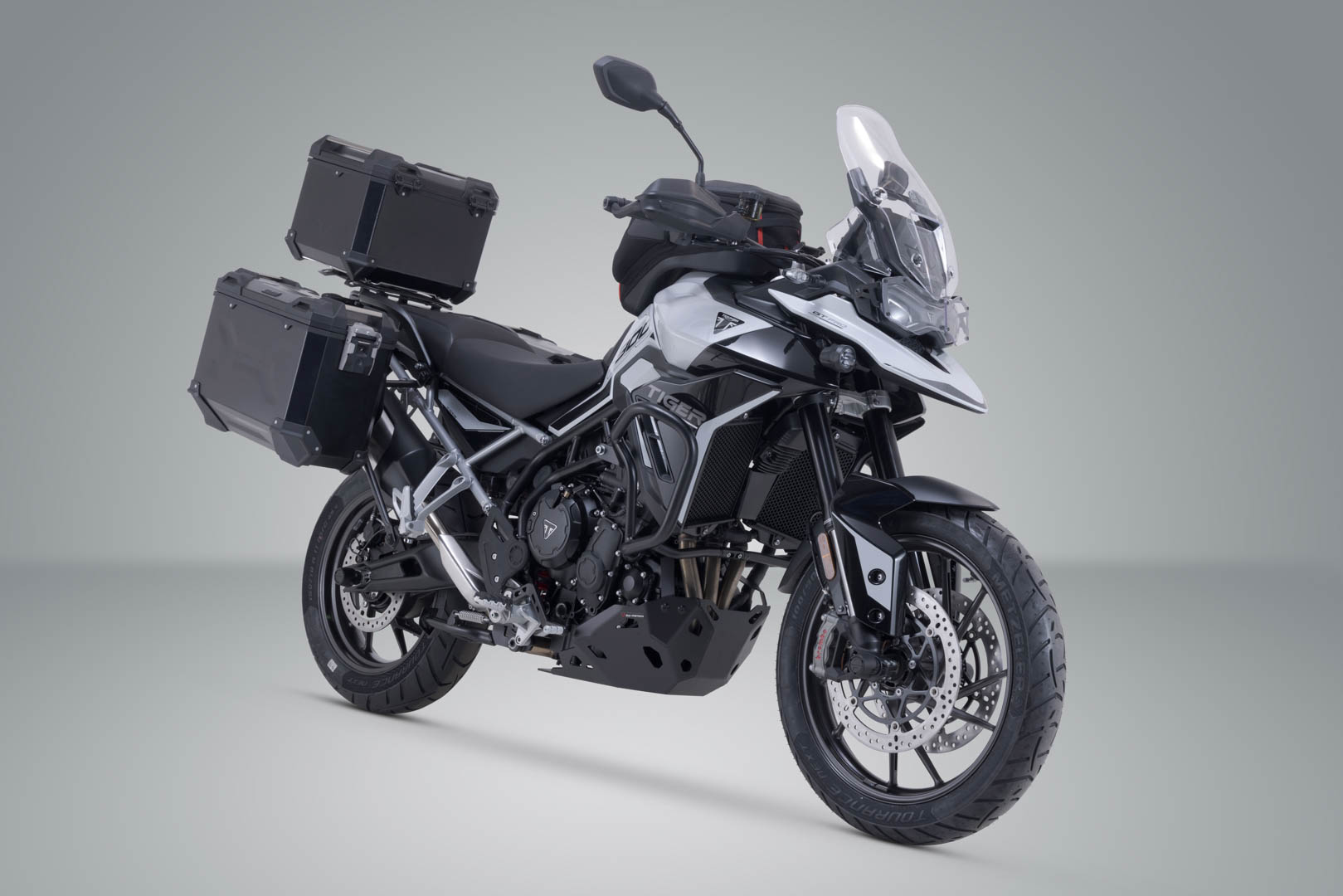 SW-MOTECH / SWモテック アドベンチャーツーリングセット プロテクション Triumph Tiger 900 GT PRO (23-)。 | ADV.11.608.76001