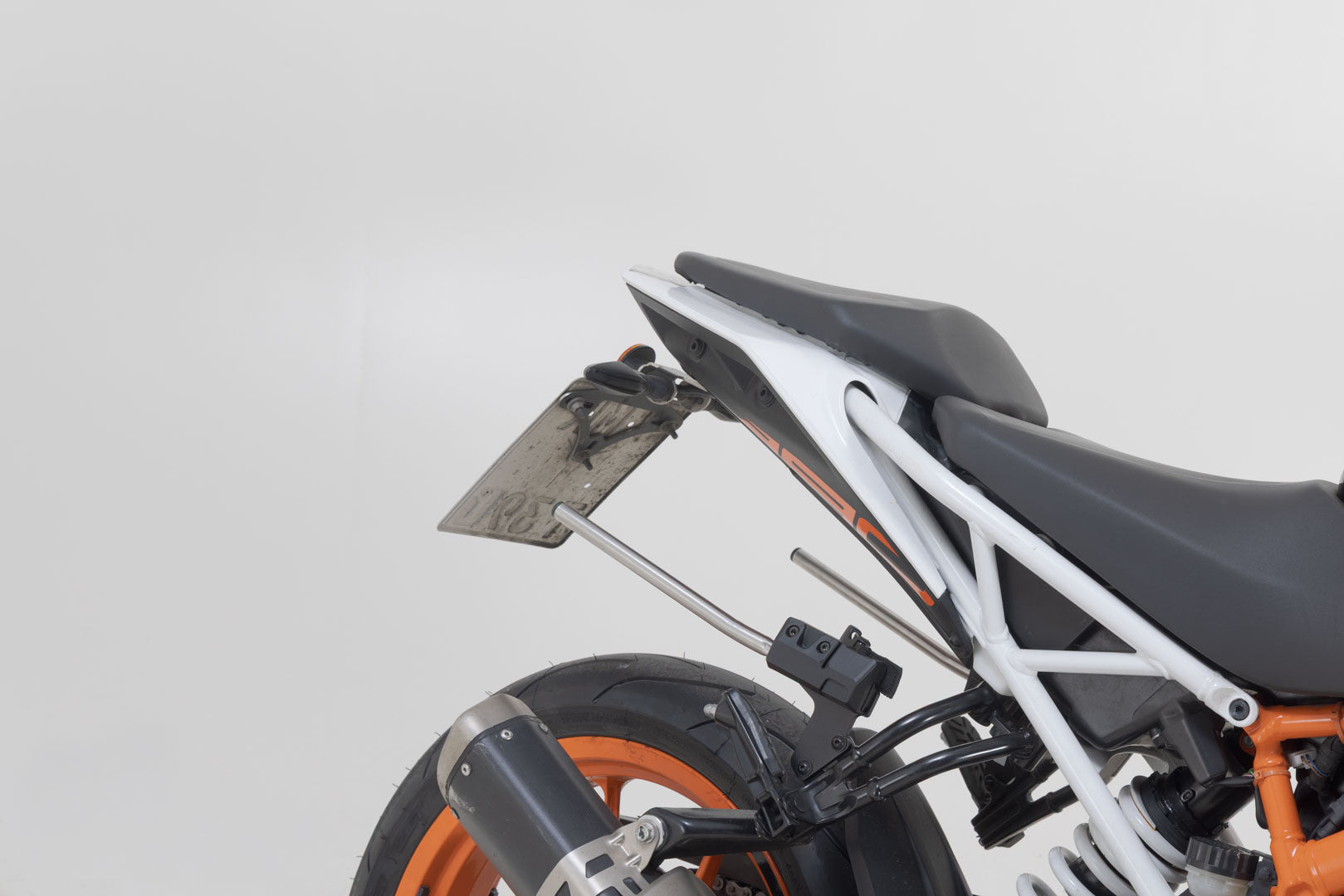 SW-MOTECH / SWモテック PRO Blaze H サドルバッグセット ブラック。KTM 125 / 390 Duke (17-23)。 | BC.HTA.04.740.35400