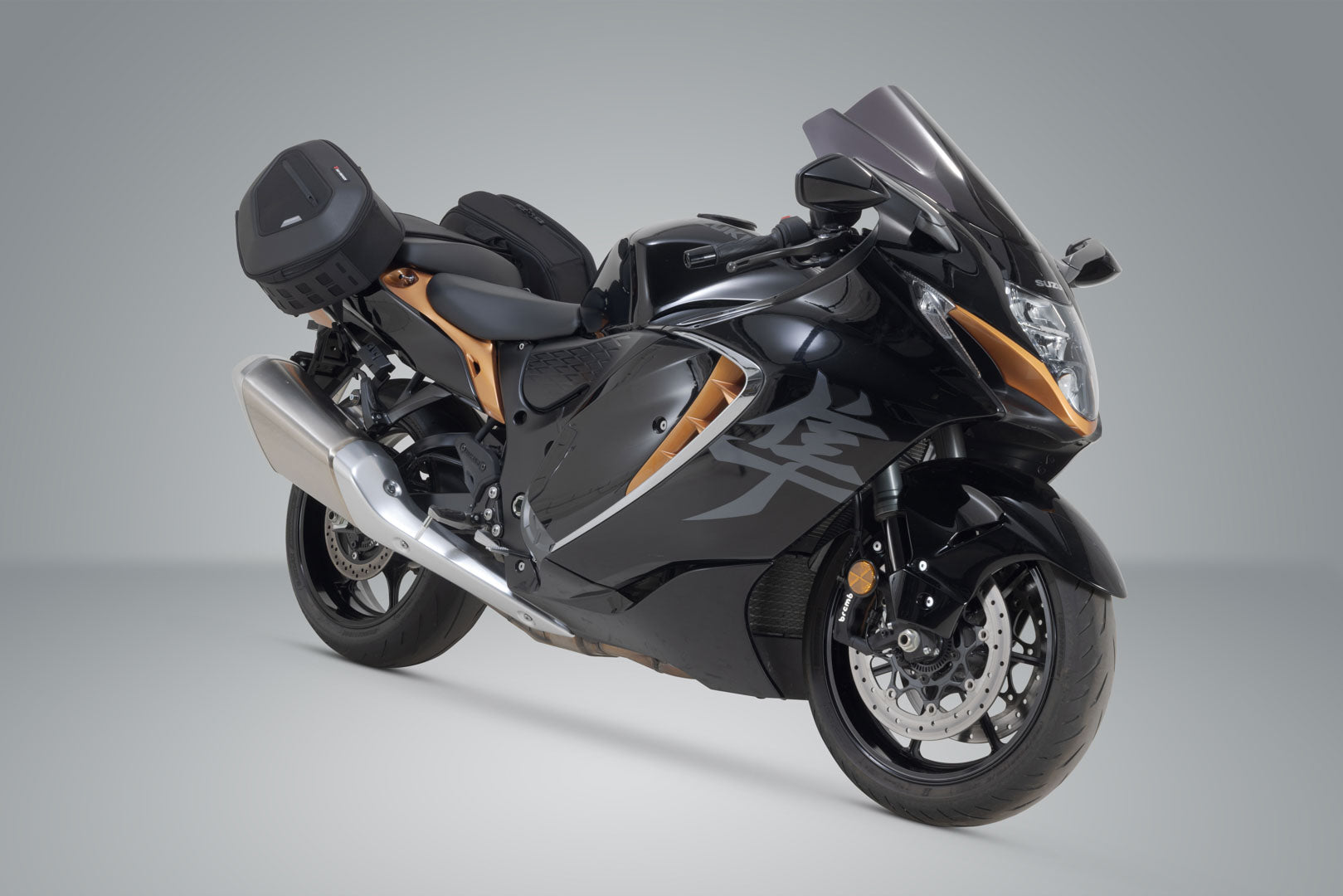 SW-MOTECH / SWモテック PRO Blaze H サドルバッグセット ブラック。Suzuki GSX 1300 R ハヤブサ (08-20)。 | BC.HTA.05.740.35500