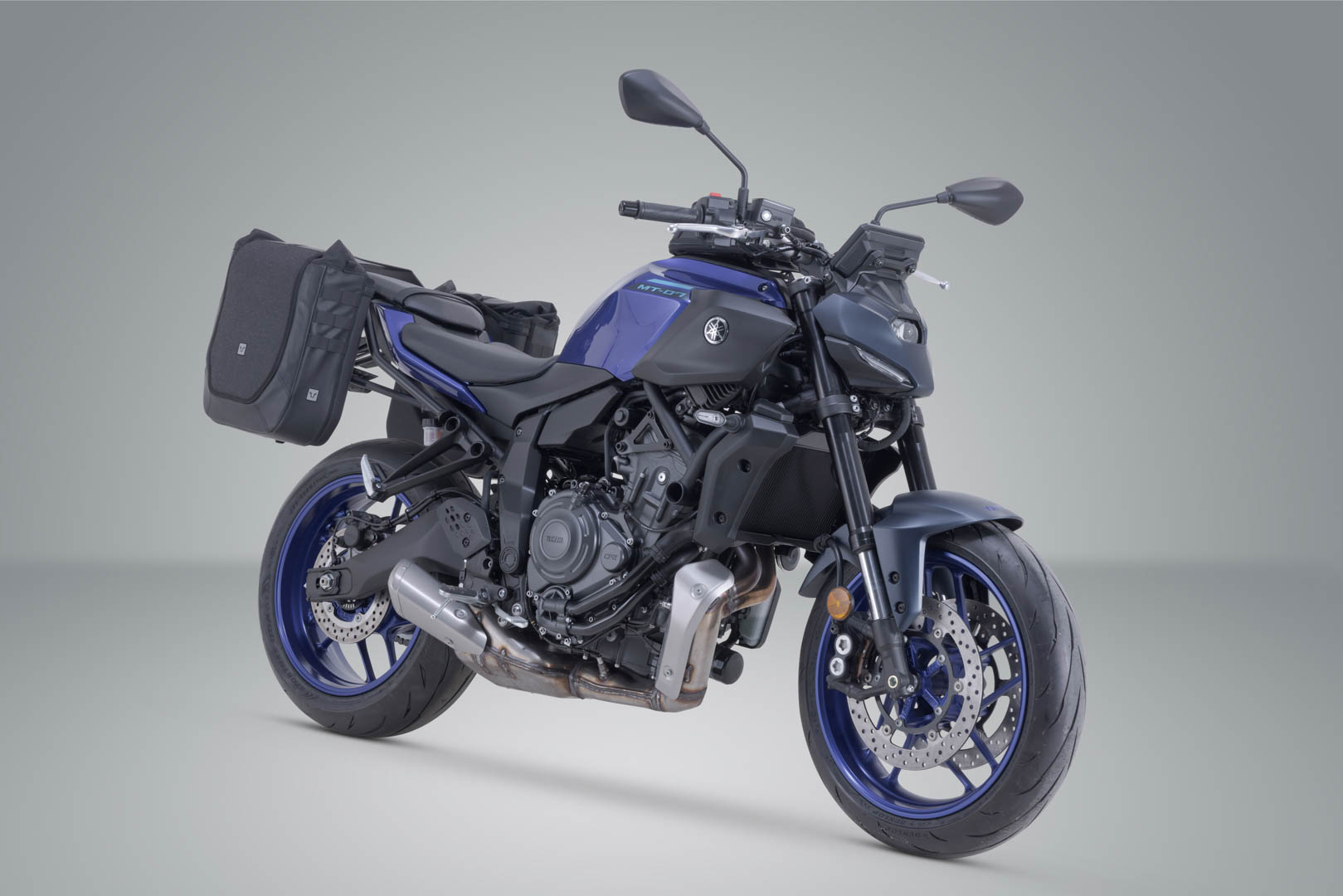 SW-MOTECH / SWモテック Legend Gear サイドバッグシステム V-LOC 16/16 リットル. Yamaha MT-07 (24-). | BC.HTA.06.089.22000