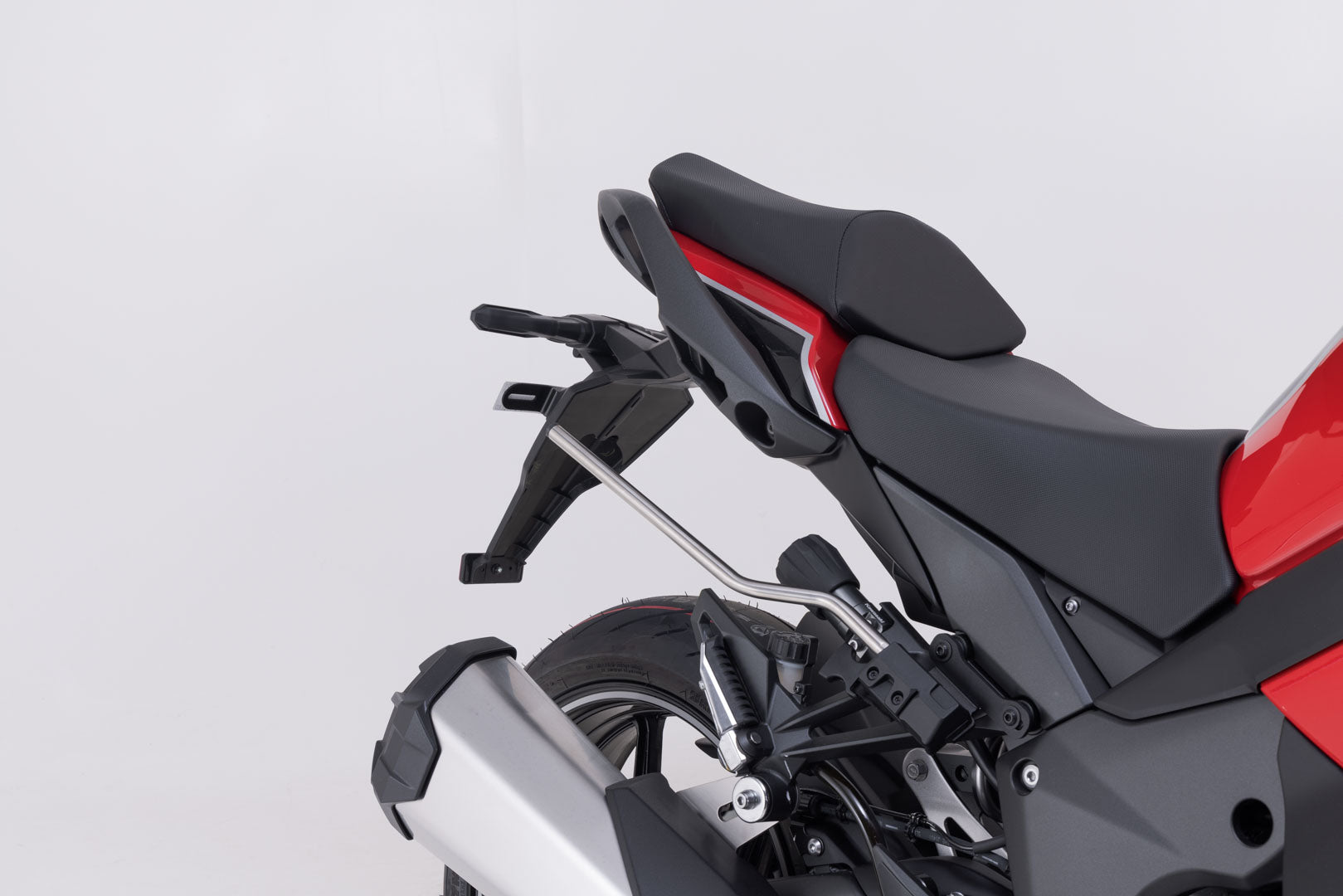 SW-MOTECH / SWモテック PRO Blaze H サドルバッグセット ブラック。Kawasaki Z1000SX、Ninja 1000SX、1100SX/SE。 | BC.HTA.08.740.35500