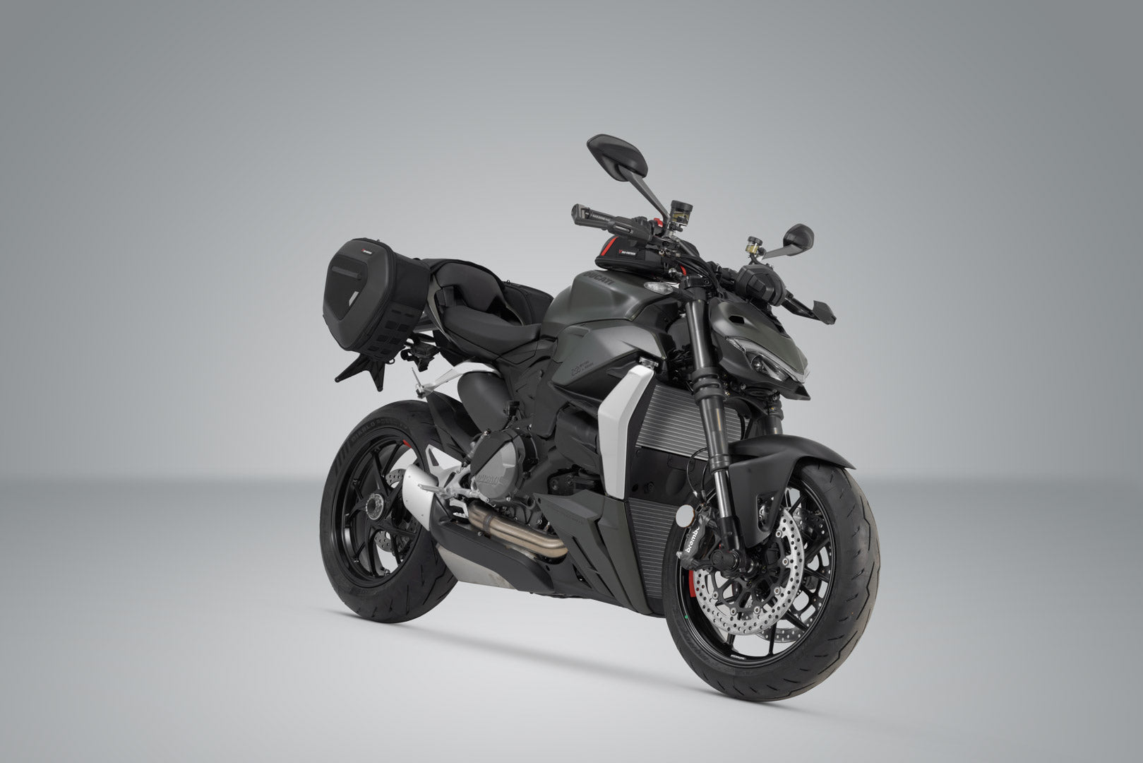 SW-MOTECH / SWモテック PRO Blaze H サドルバッグセット ブラック。Ducati・ストリートファイター V2 (21-)。 | BC.HTA.22.740.30901
