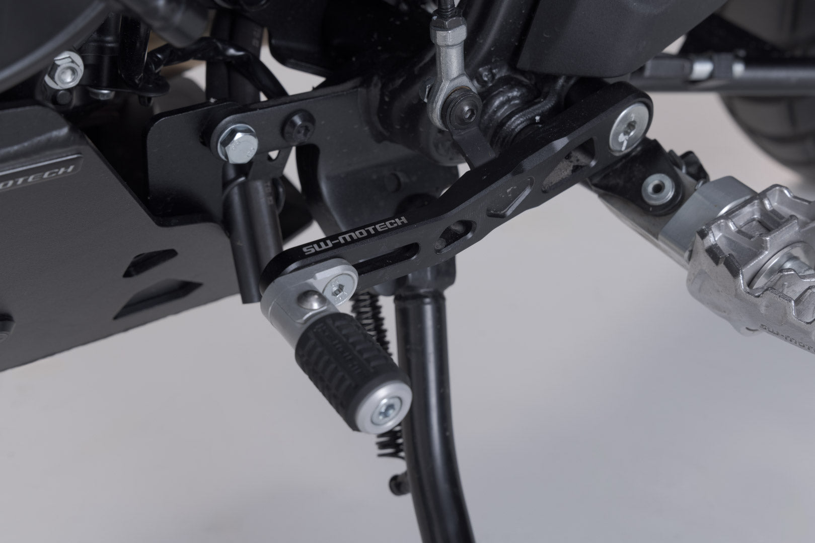 SW-MOTECH / SWモテック Honda XL750 トランスアルプ(22-)用シフトレバー。 | FSC.01.070.10001
