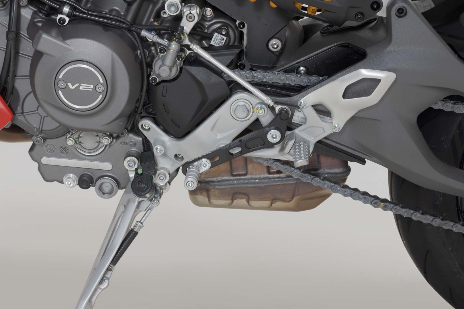 SW-MOTECH / SWモテック Ducati パニガーレ V2/ストリートファイター V2 用シフトレバー。 | FSC.22.999.10000