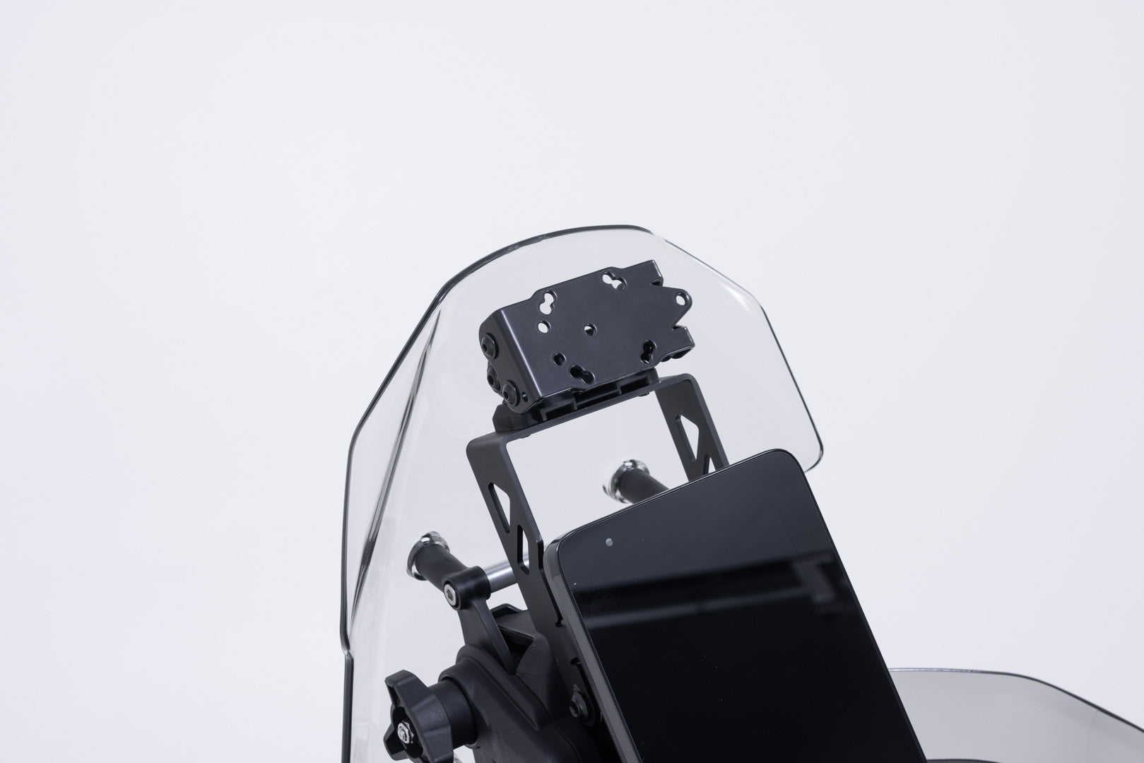SW-MOTECH / SWモテック コックピット用ナビゲーションマウント(ブラック)。CFMoto 800MT-X (24-)。 | GPS.10.057.10000/B