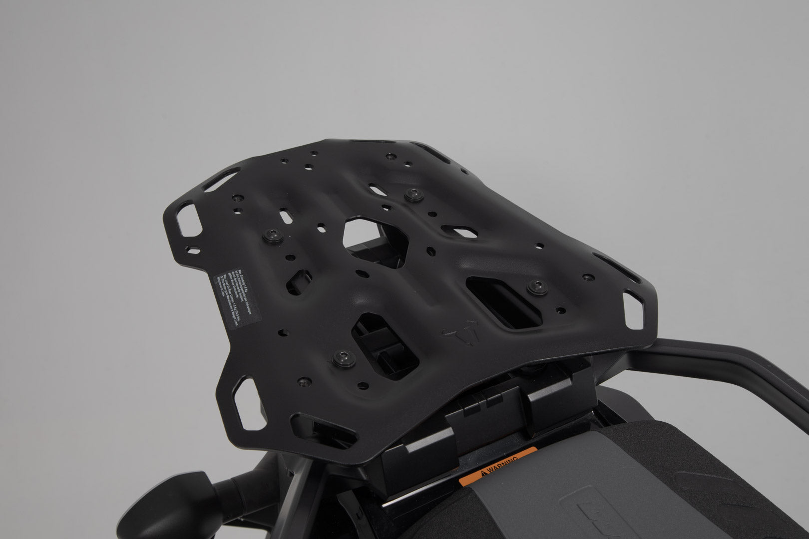 SW-MOTECH / SWモテック DUSC L トップケースシステム ブラック。41 l。Suzuki V-Strom 650 / 1000 / 1050。 | GPT.05.440.65001/B