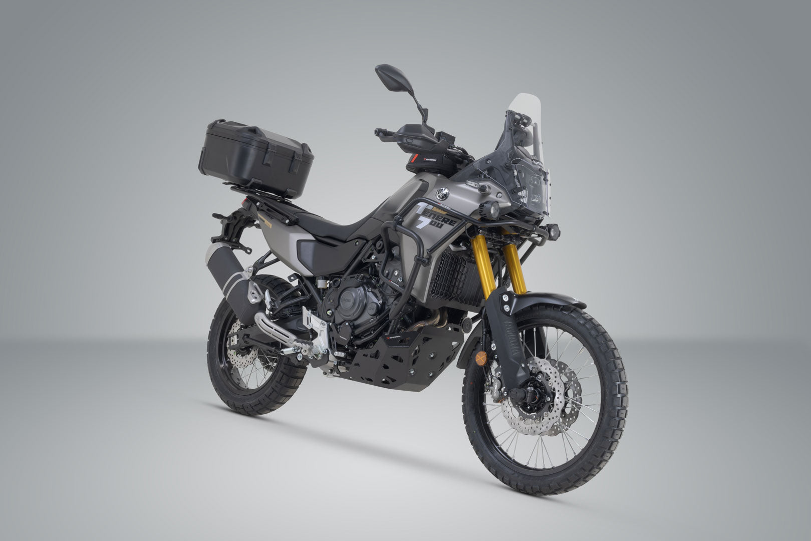 SW-MOTECH / SWモテック DUSC L トップケースシステム ブラック。41 l。Yamaha・テネレ700モデル(19年~)。 | GPT.06.799.65001/B