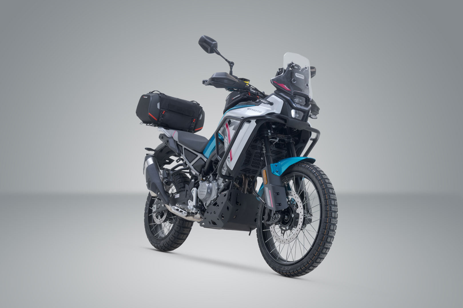 SW-MOTECH / SWモテック CFMoto 450MT (23-) / 800 MT-X (24-) 用 Rackpack セット。 | GPT.10.625.30001