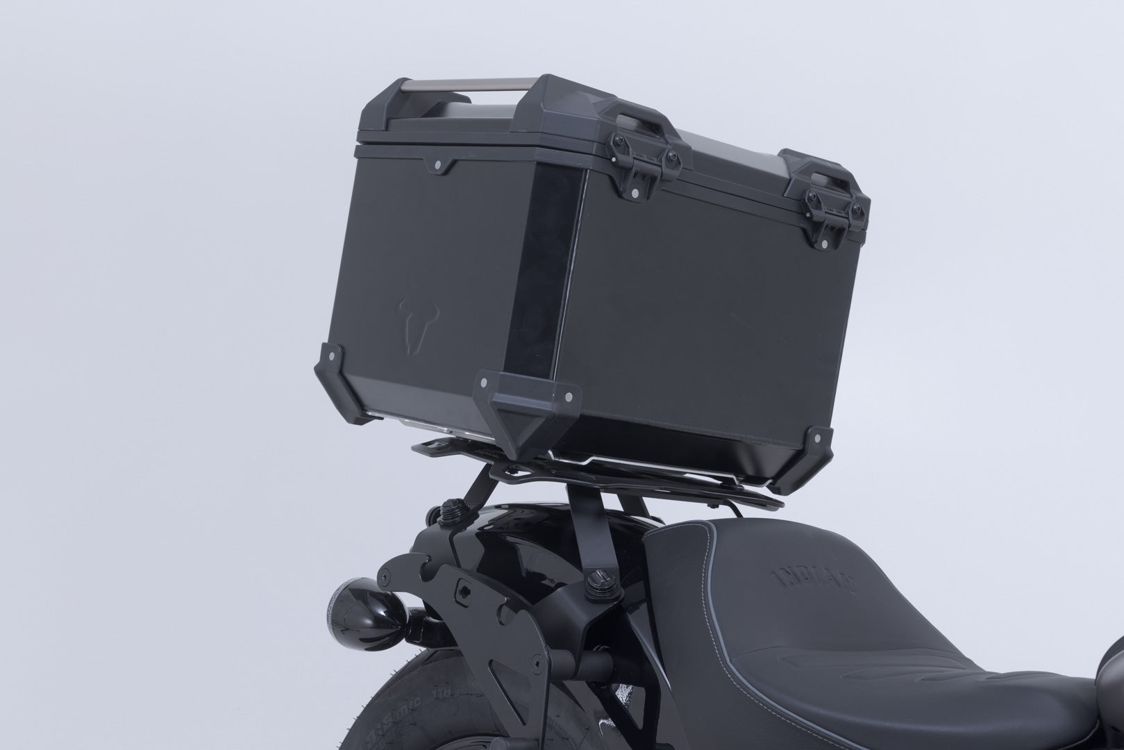 SW-MOTECH / SWモテック ADVENTURE-RACK リアキャリア ブラック。インディアン・スカウト各モデル(24-)。 | GPT.20.394.19000/B