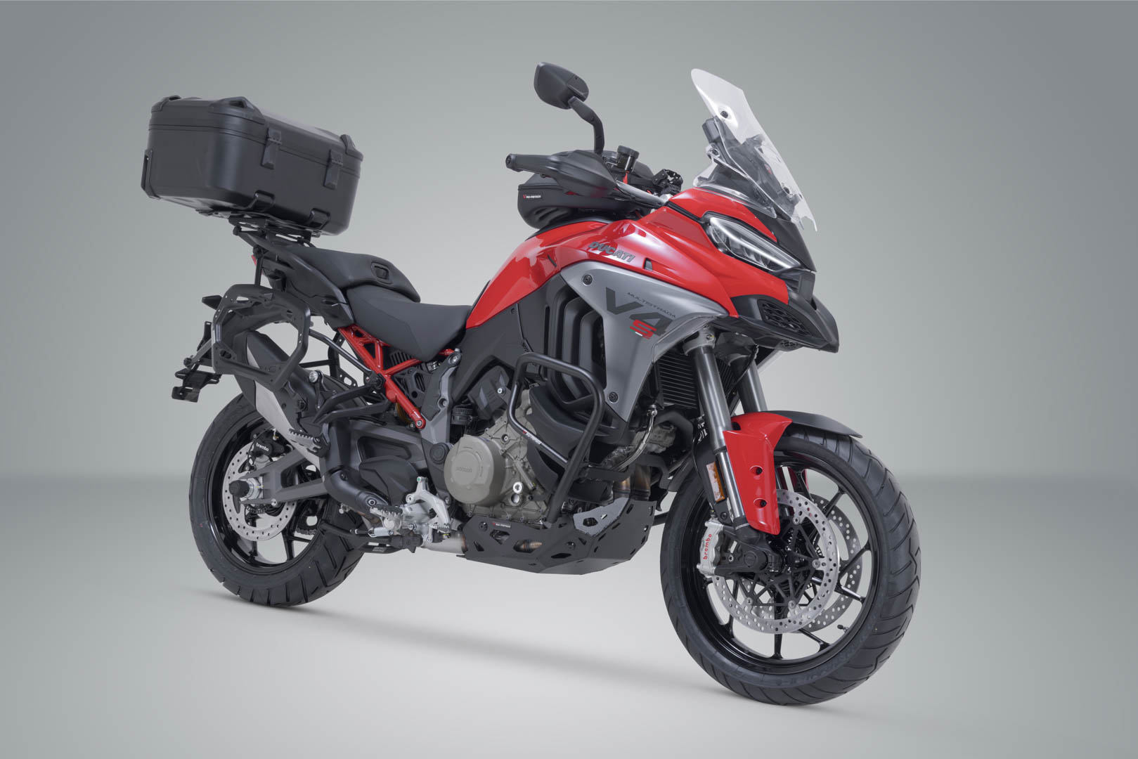 SW-MOTECH / SWモテック DUSC XL トップケースシステム ブラック。55 リットル。Multistrada V4 モデル(20-)。 | GPT.22.822.66001/B