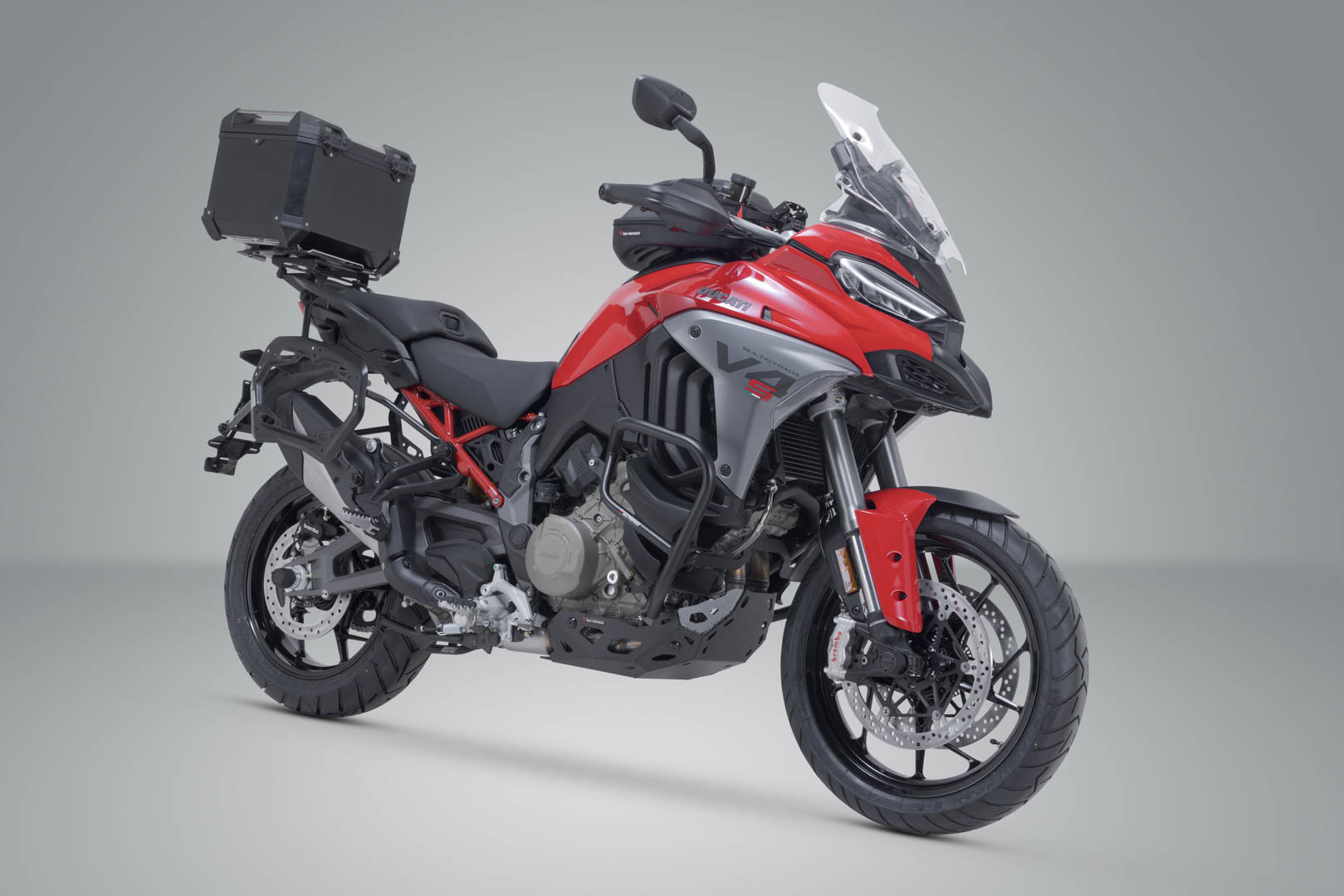 SW-MOTECH / SWモテック TRAX ADV トップケースシステム ブラック。Ducati Multistrada V4 モデル(20-)。 | GPT.22.822.70001/B