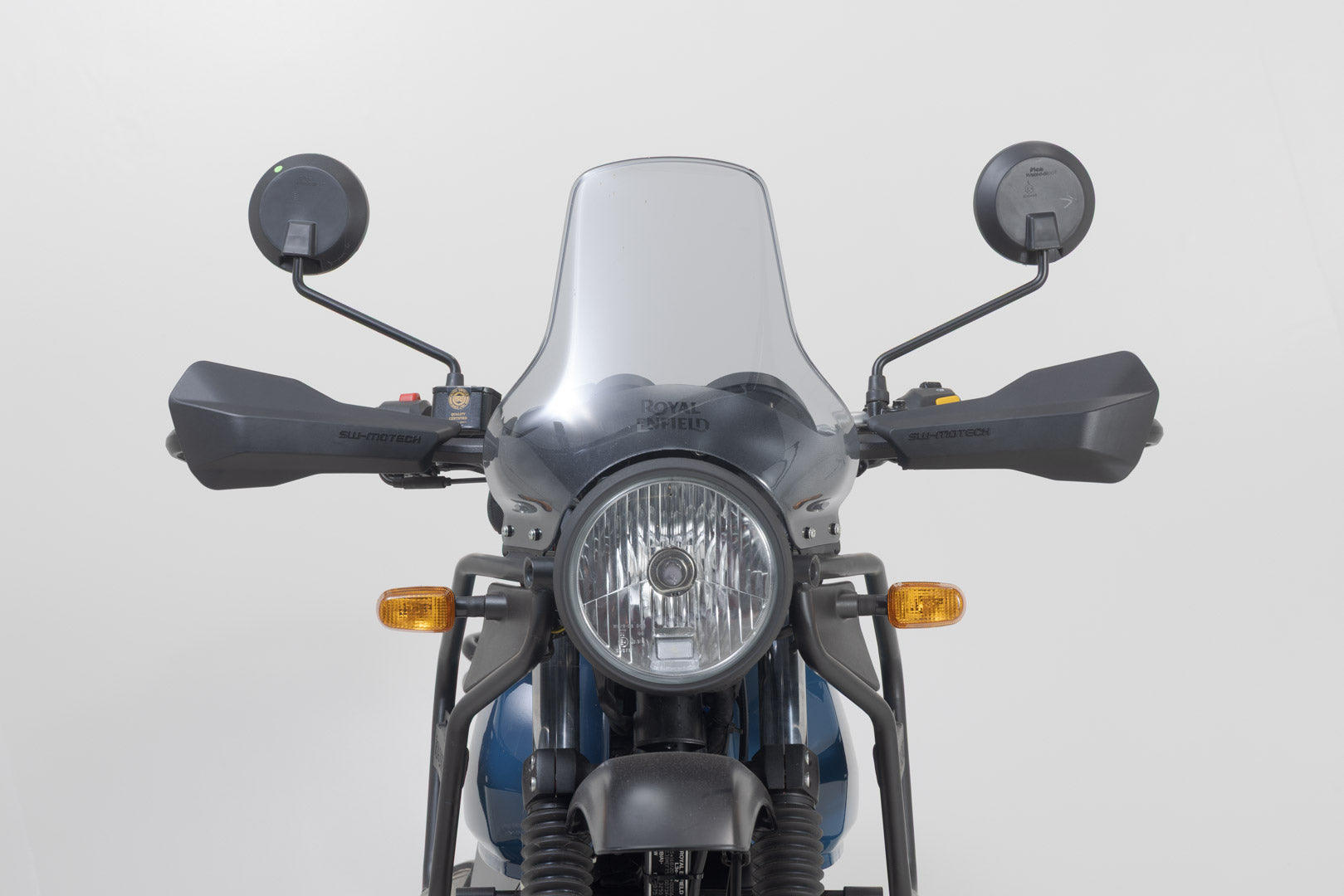 SW-MOTECH / SWモテック スポーツ用ハンドプロテクターキット(ブラック)。KTM、ロイヤル・エンフィールド、Yamahaの各モデル対応。 | HDG.00.220.22001/B