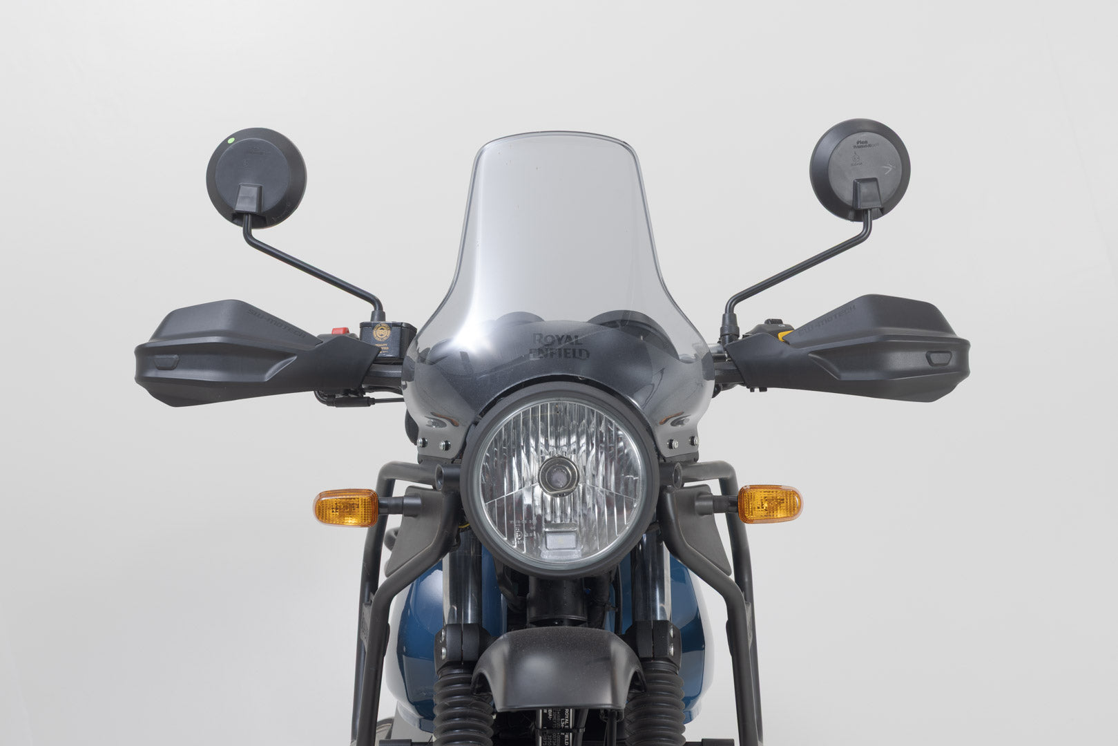 SW-MOTECH / SWモテック アドベンチャー ハンドプロテクターキット ブラック。KTM、ロイヤル・エンフィールド、Yamahaの各モデル用。 | HDG.00.220.32001/B