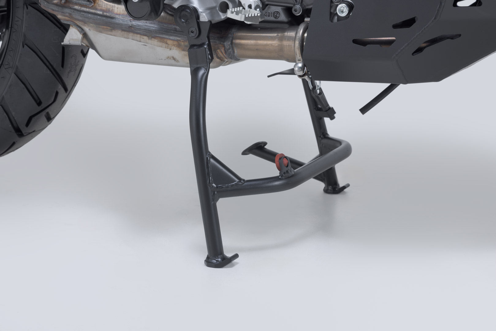 SW-MOTECH / SWモテック センタースタンド(ブラック)。Ducati・ムルティストラーダ V2 / V2 S (24-)。 | HPS.22.807.10000/B