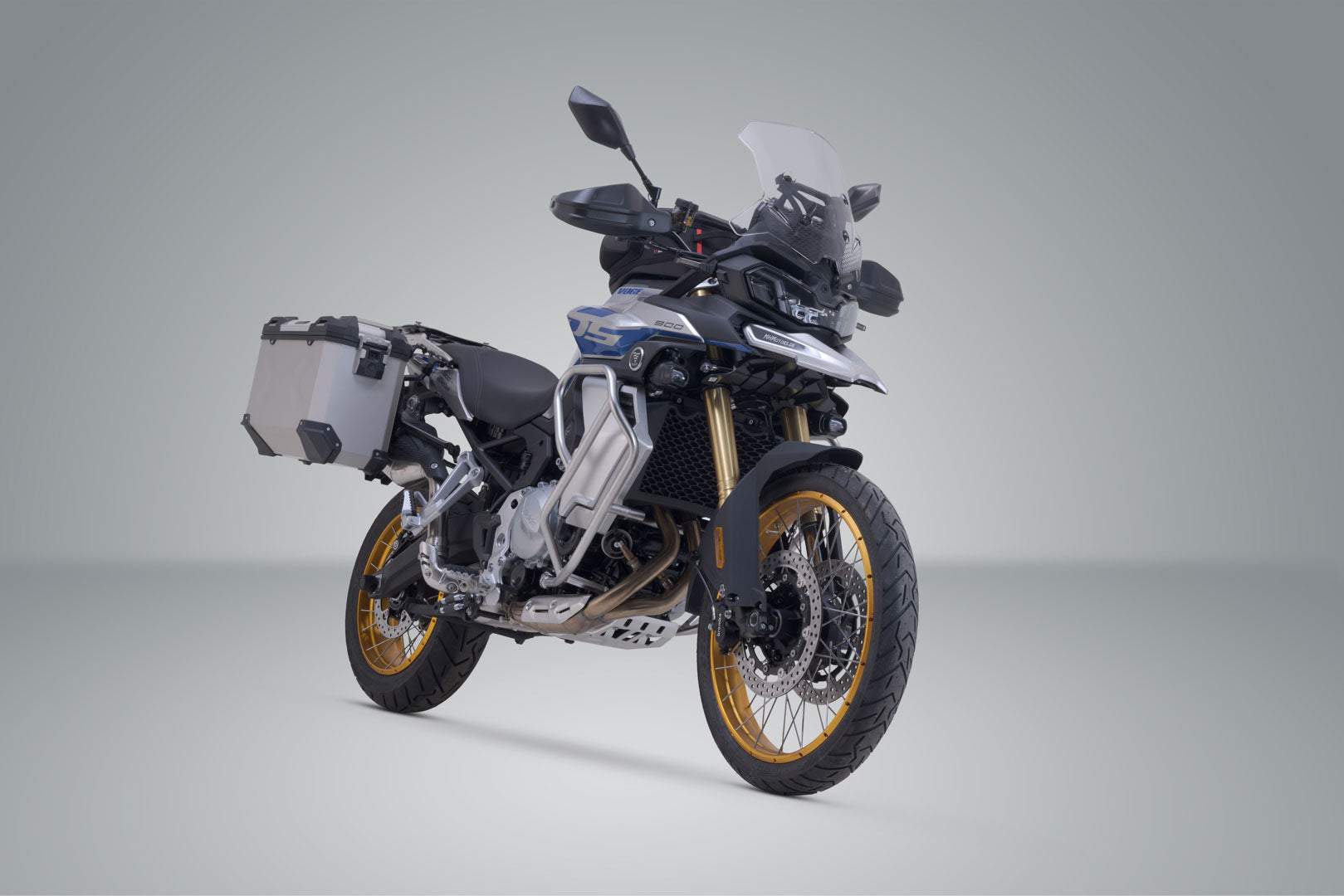 SW-MOTECH / SWモテック TRAX ADV アルミケースシステム シルバー 45/37 リットル. Voge DS900X (23-)用。 | KFT.02.643.70000/S