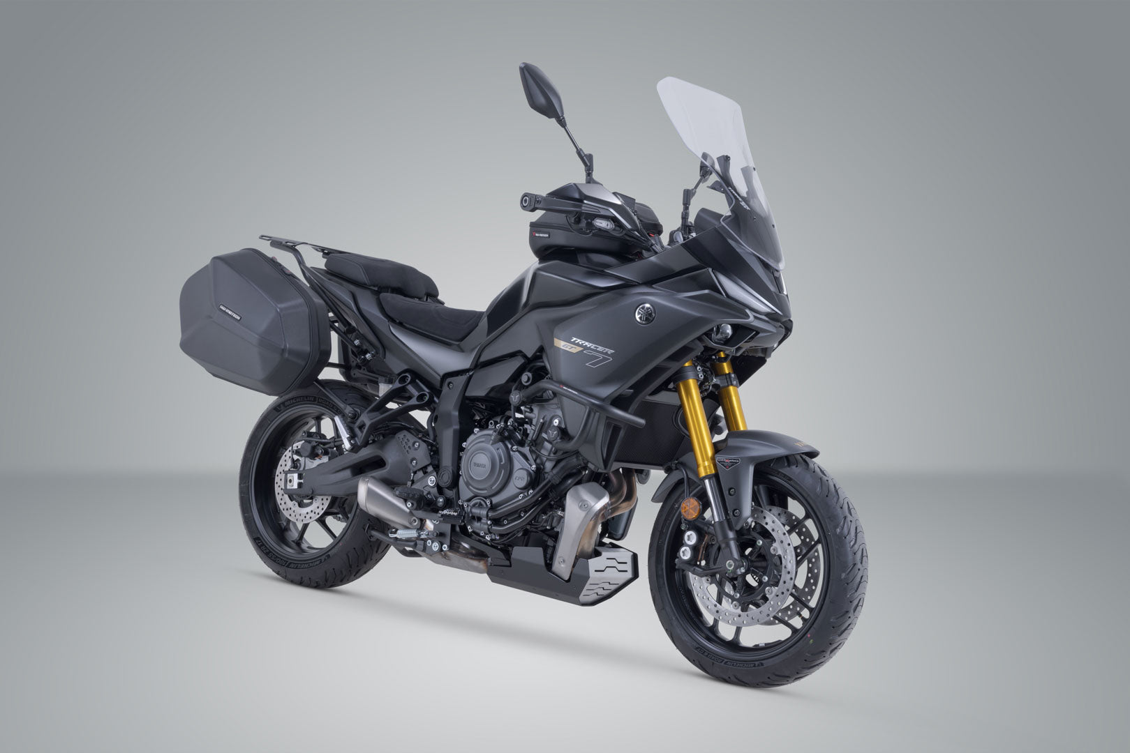 SW-MOTECH / SWモテック AERO ABS サイドケースシステム 2x25 リットル。Yamaha・トレーサー 7 / GT (25-)。 | KFT.06.020.60100/B