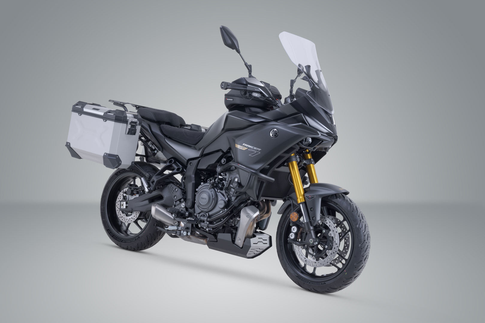 SW-MOTECH / SWモテック TRAX ADV アルミケースシステム シルバー 37/37 リットル。 Yamaha Tracer 7 / GT (25-)用。 | KFT.06.020.70000/S