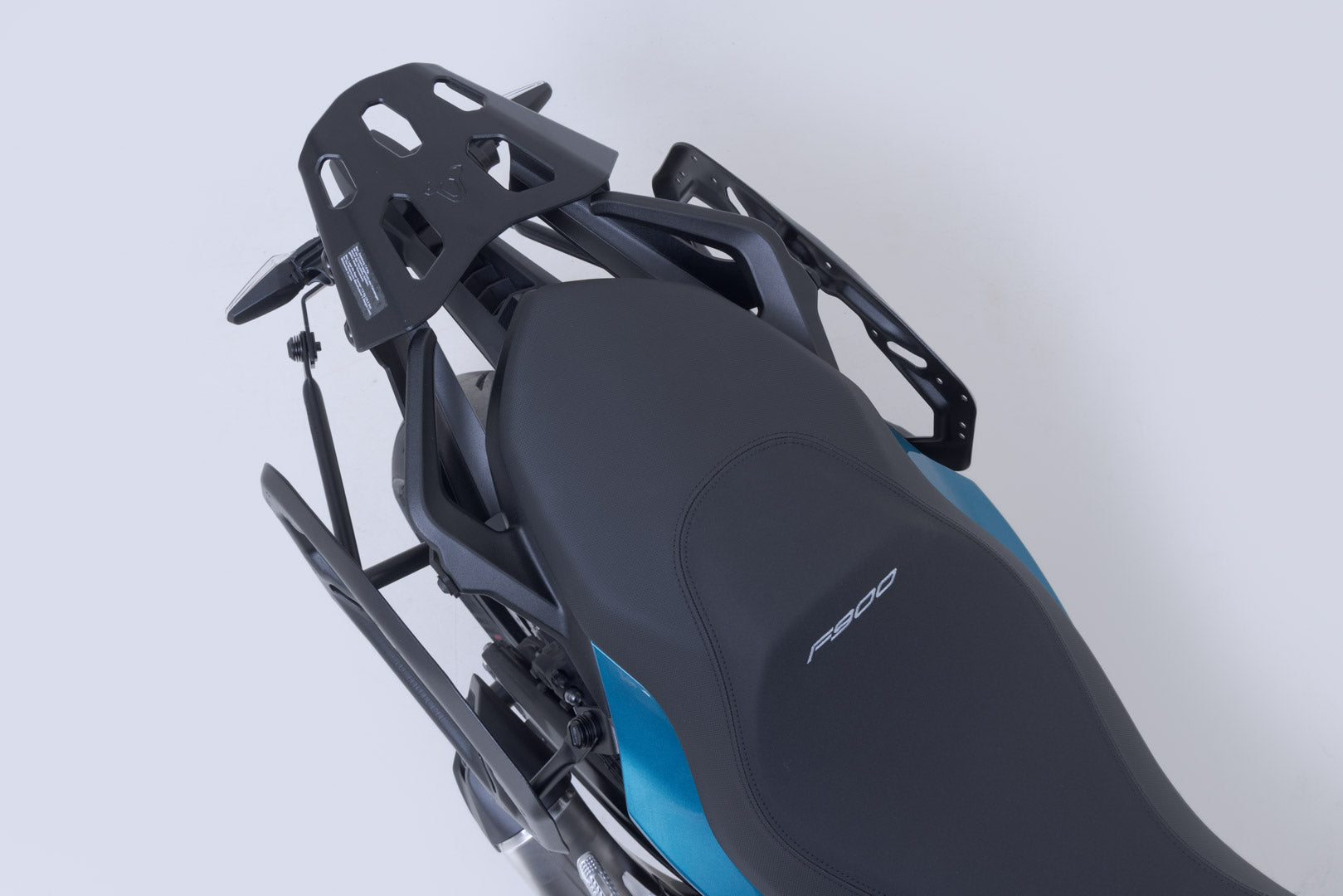 SW-MOTECH / SWモテック PRO サイドキャリア(ブラック)。BMW F 900 R / XR(24-)。 | KFT.07.949.30100/B